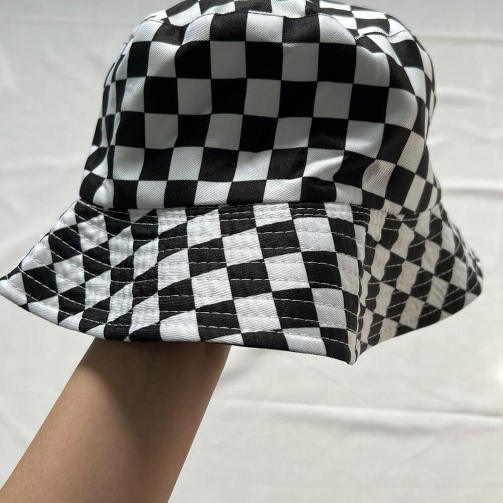 Shein Women's multi Hat - Picture 2 of 4